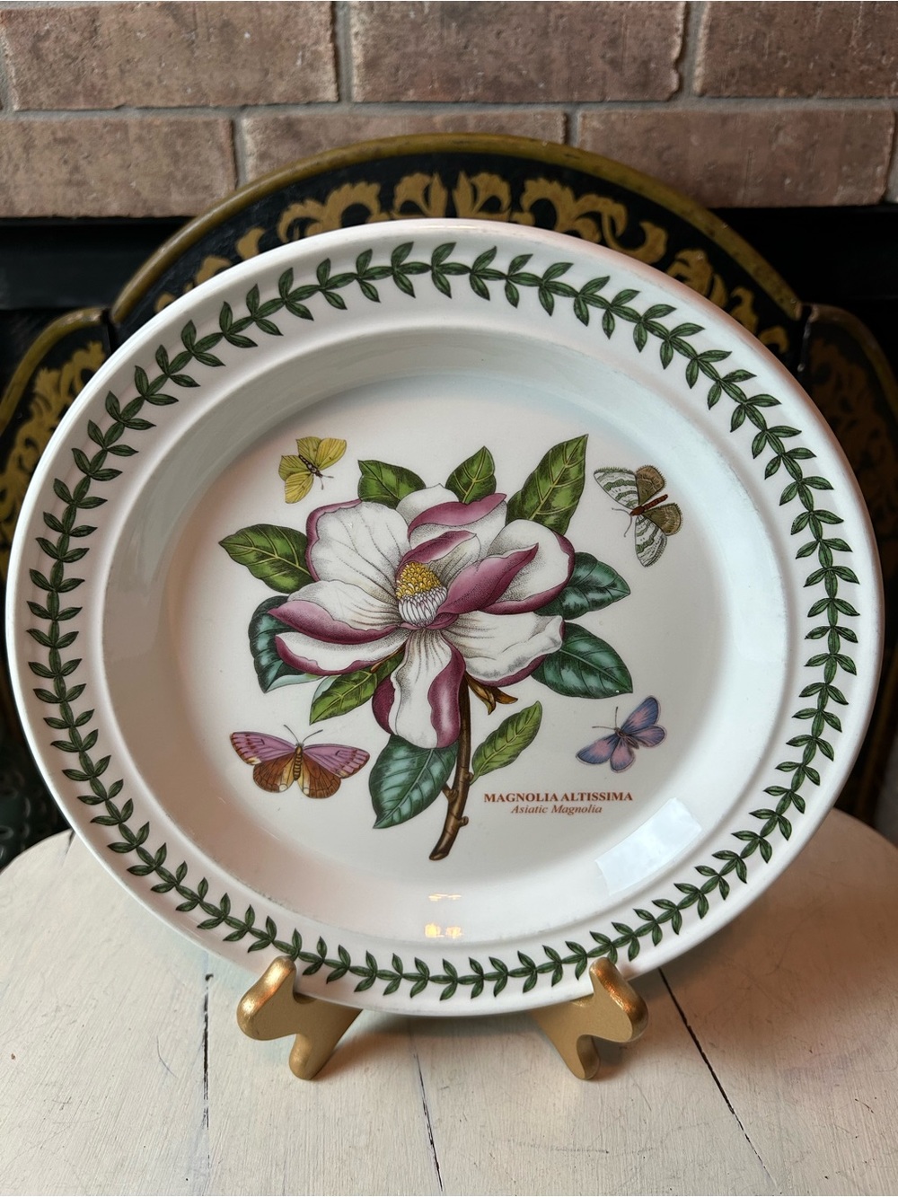 PORTMEIRION BOTANIC GARDEN 10.5" Magnolia Altissima Asiati Plate Butterflies